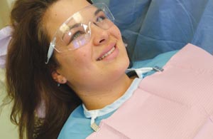 Articulating Paper Pre-Cut Strip, XX-Thin, 32 microns, Blue, 144/Box, TPXXT thumbnail 4